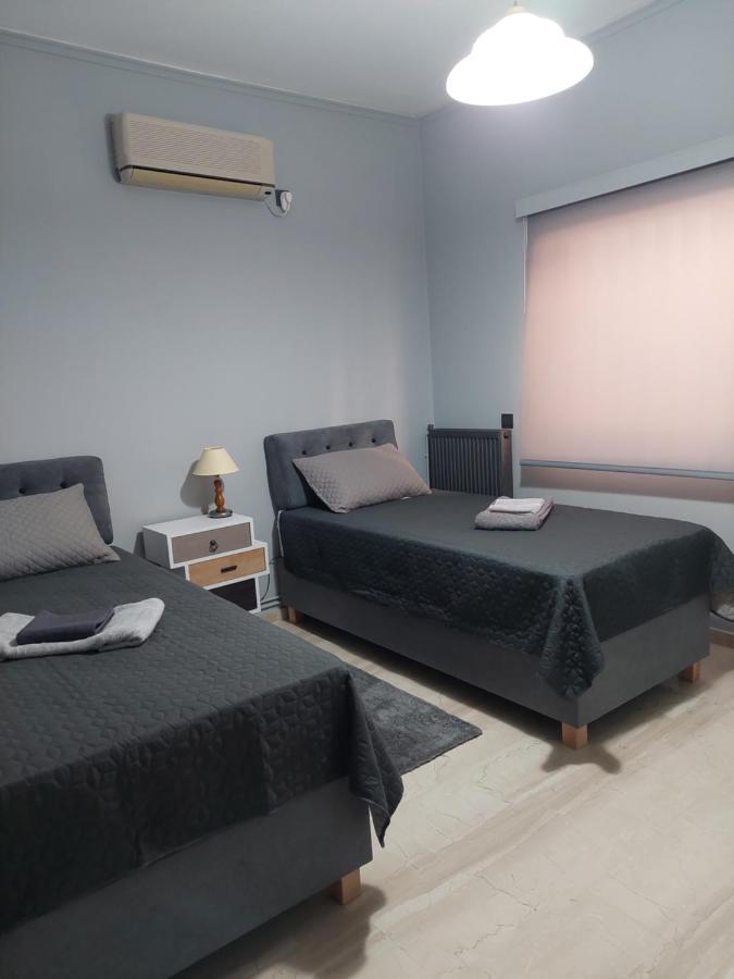 Marina'S Apartments Loutraki  Bagian luar foto